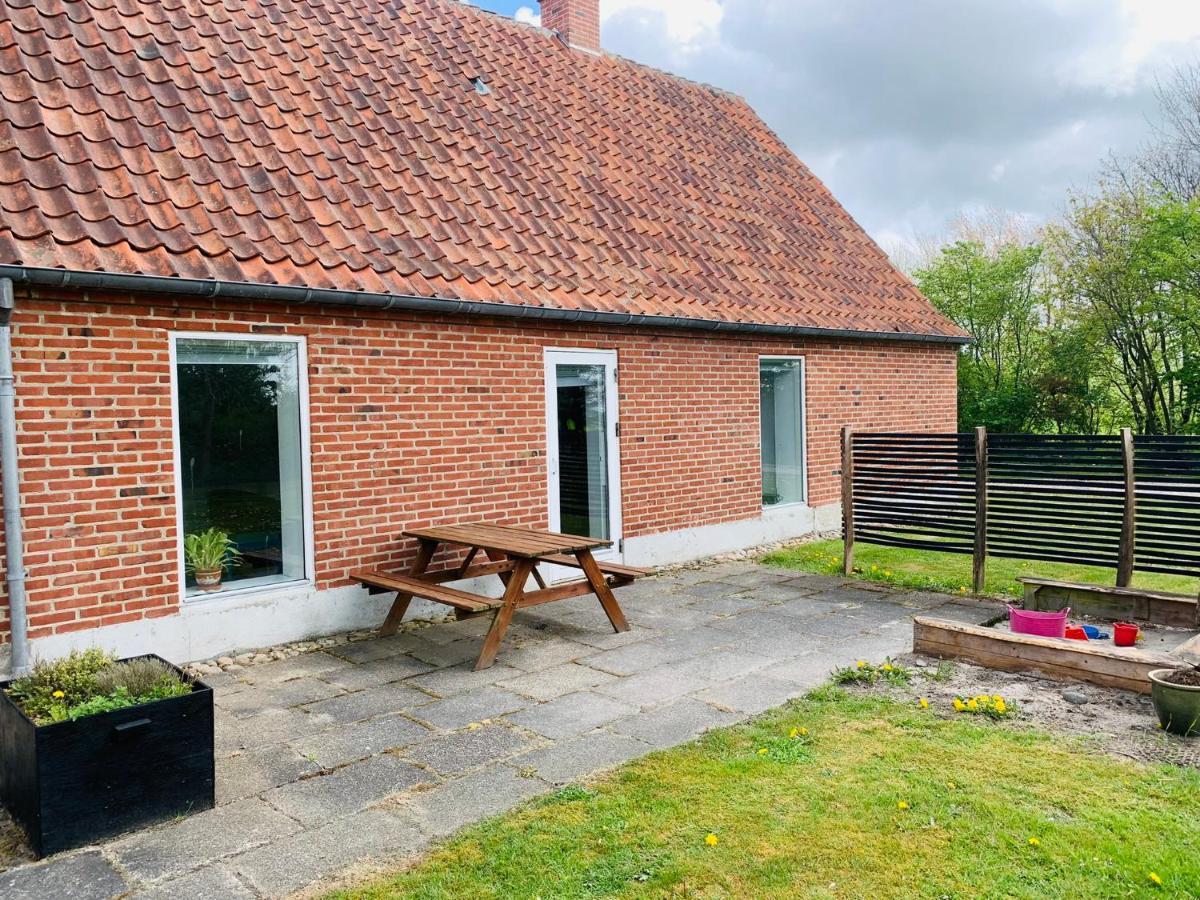Sdr Gronkaer Feriehus - Holiday House Bækmarksbro Esterno foto